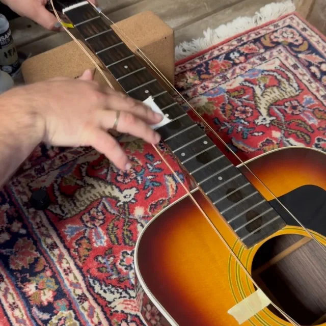Selected Vintage Guitars · Instagram · 08.10.2026